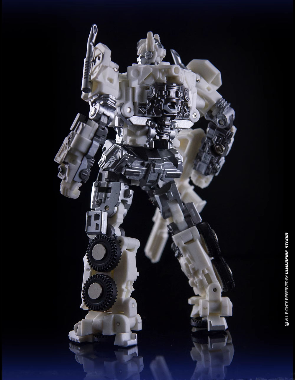 MetaGate M-01R M01R White Huge Fire OP Commander MG Action Figure 